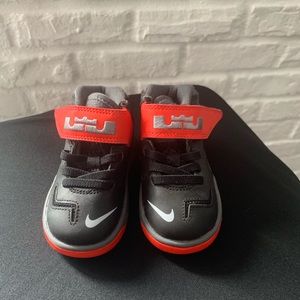 Toddler boy Nike shoes